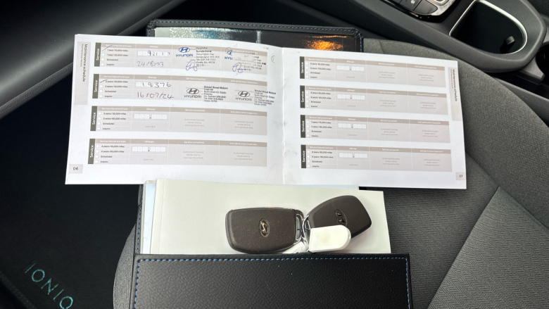 Hyundai IONIQ 1.6 GDi Hybrid Premium 5dr DCT Hybrid Hatchback